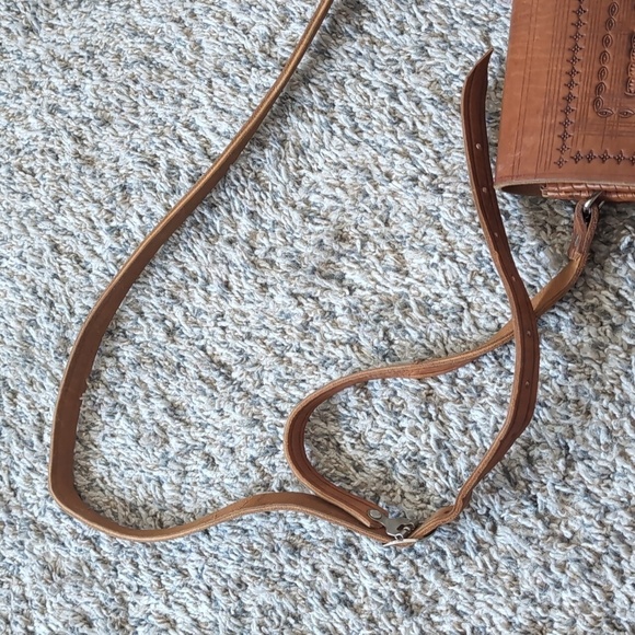 Genuine Leather Bag From Spain - Picture 8 of 8